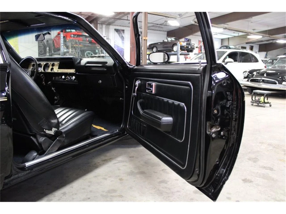 1975 Chevrolet Vega - Image 21 of 31
