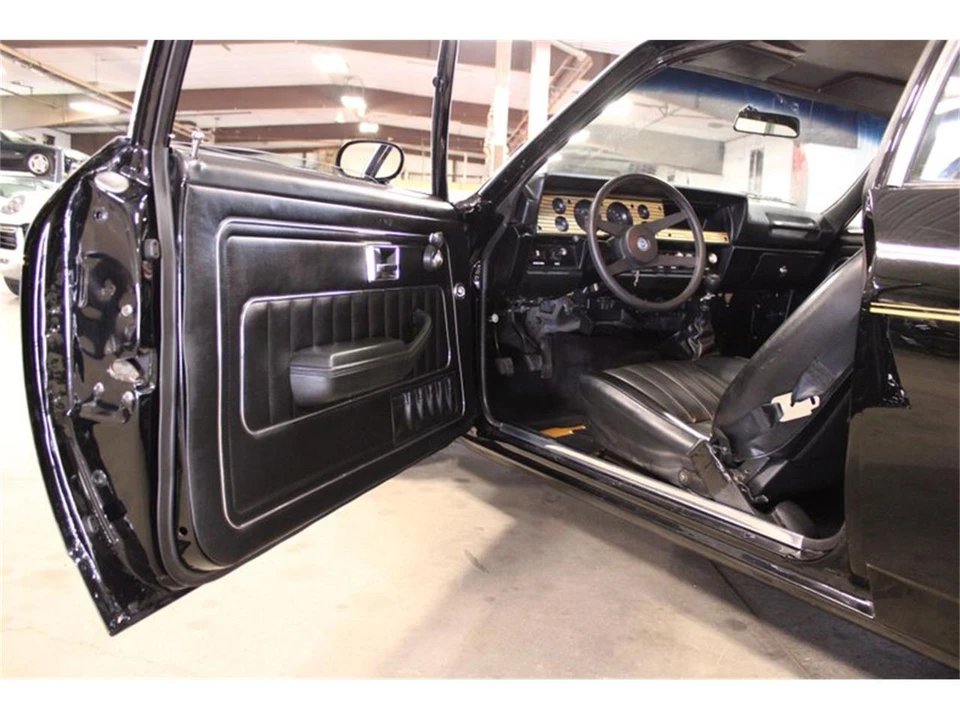 1975 Chevrolet Vega - Image 28 of 31