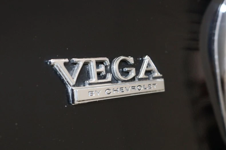 1975 Chevrolet Vega - Image 11 of 31