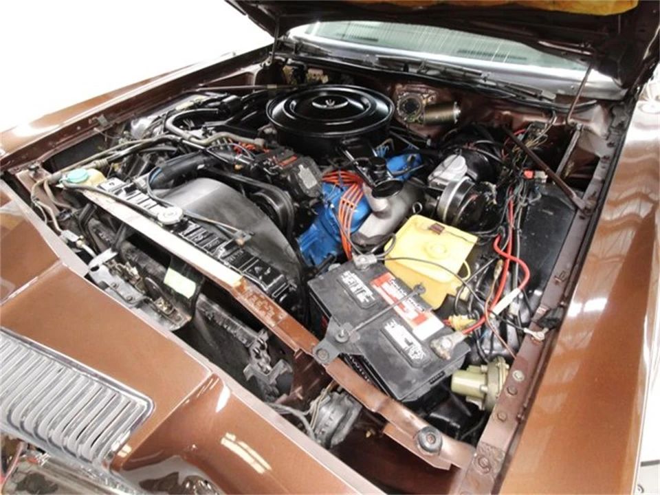 1975 Chrysler Imperial 3rd Gen - Image 21 of 31