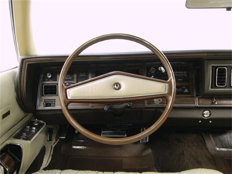 1975 Chrysler Imperial 3rd Gen - Image 10 of 31