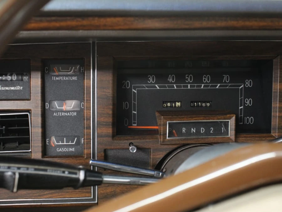 1975 Chrysler Imperial 3rd Gen - Image 25 of 31