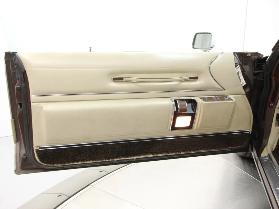 1975 Chrysler Imperial 3rd Gen - Image 28 of 31