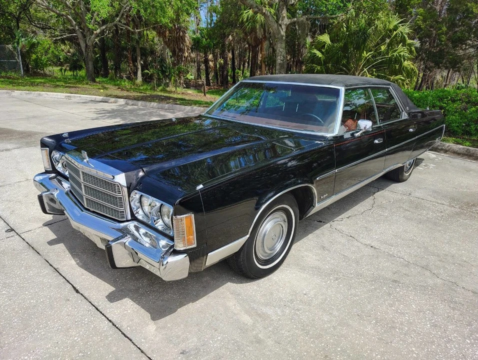 1975 Chrysler New Yorker - Image 11 of 24