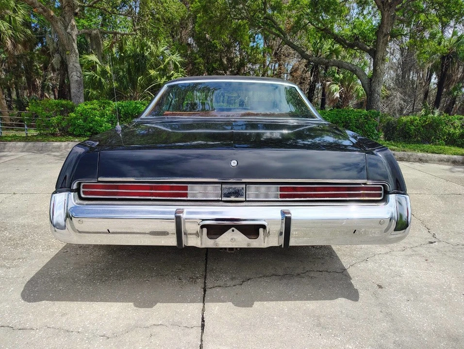 1975 Chrysler New Yorker - Image 19 of 24