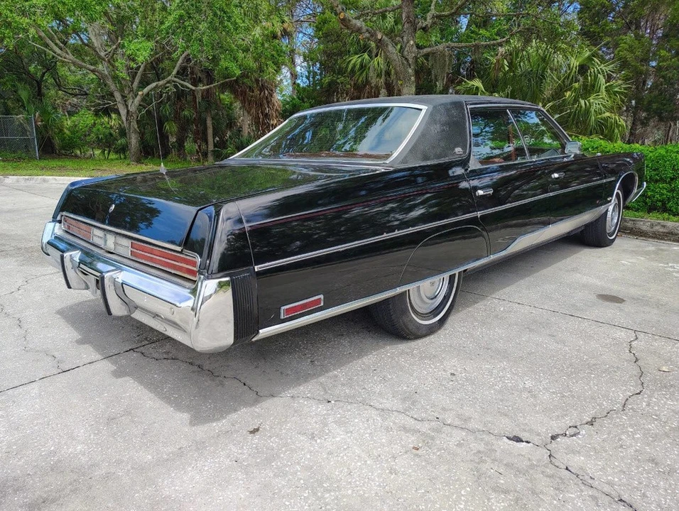 1975 Chrysler New Yorker - Image 22 of 24