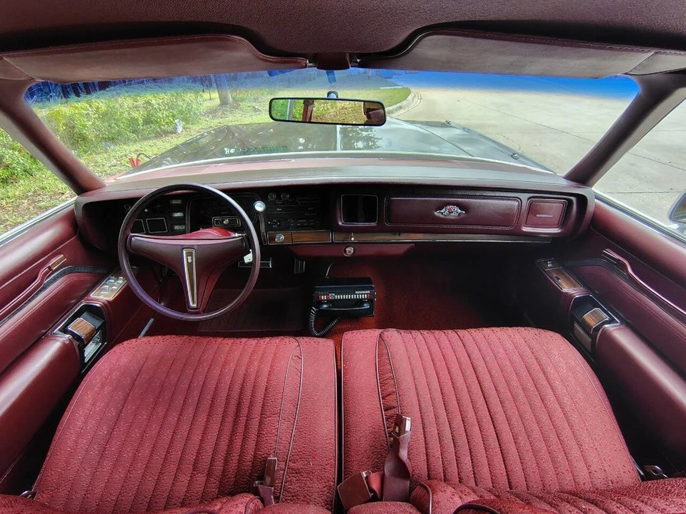 1975 Chrysler New Yorker - Image 9 of 24
