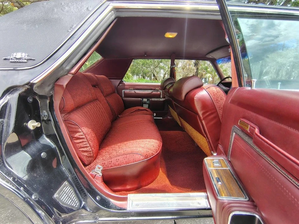 1975 Chrysler New Yorker - Image 8 of 21