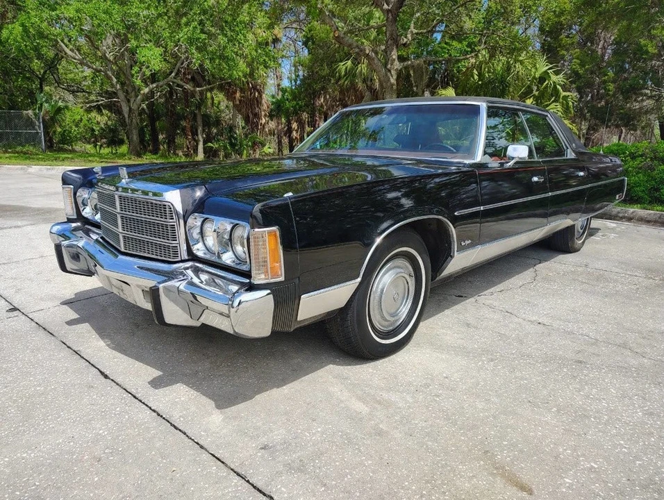 1975 Chrysler New Yorker - Image 10 of 21