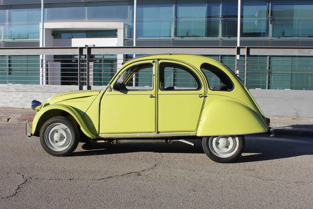 1975 Citroen 2CV - Image 9 of 31