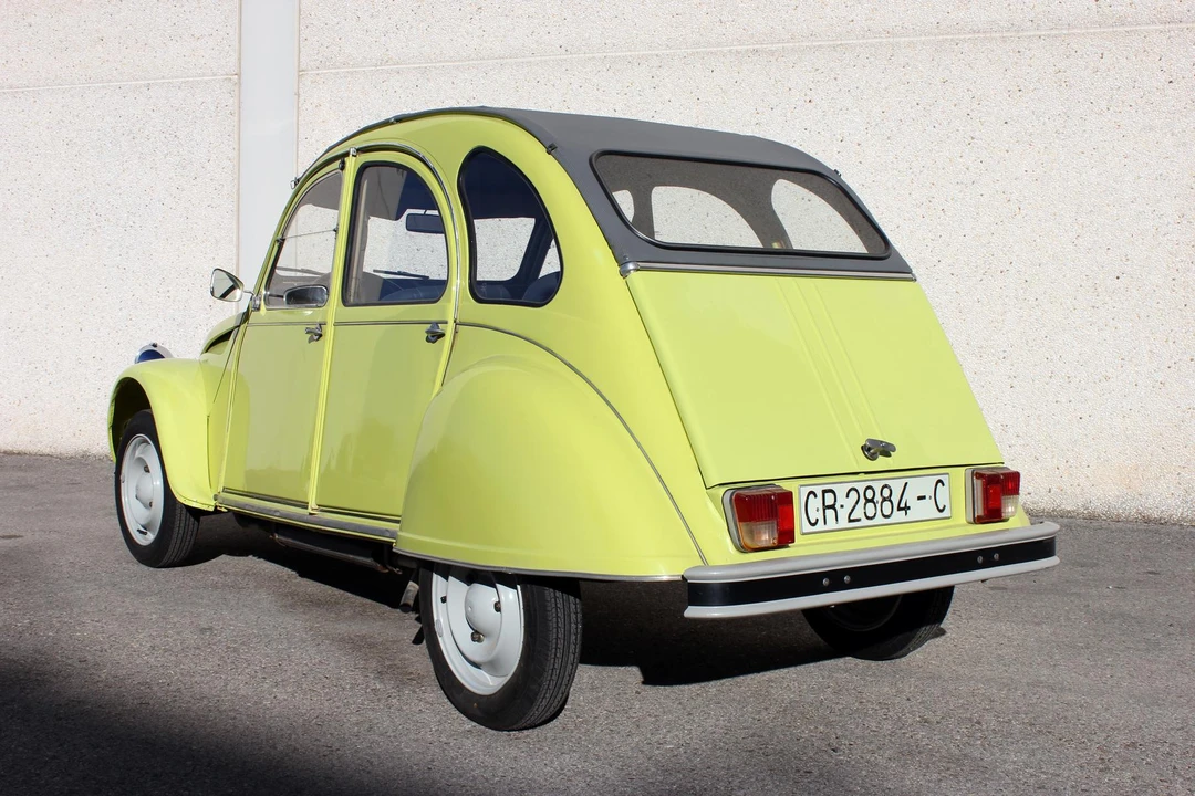 1975 Citroen 2CV - Image 11 of 31