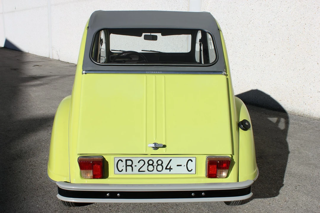 1975 Citroen 2CV - Image 13 of 31