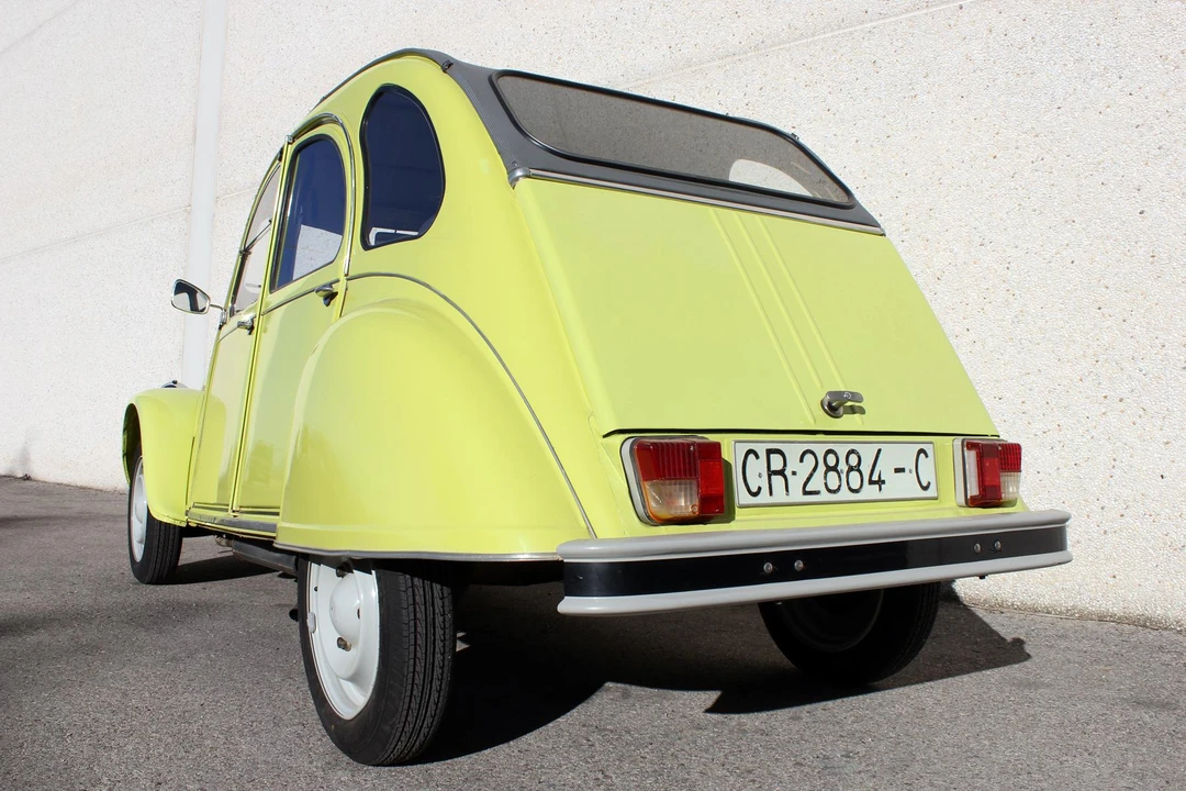 1975 Citroen 2CV - Image 12 of 31