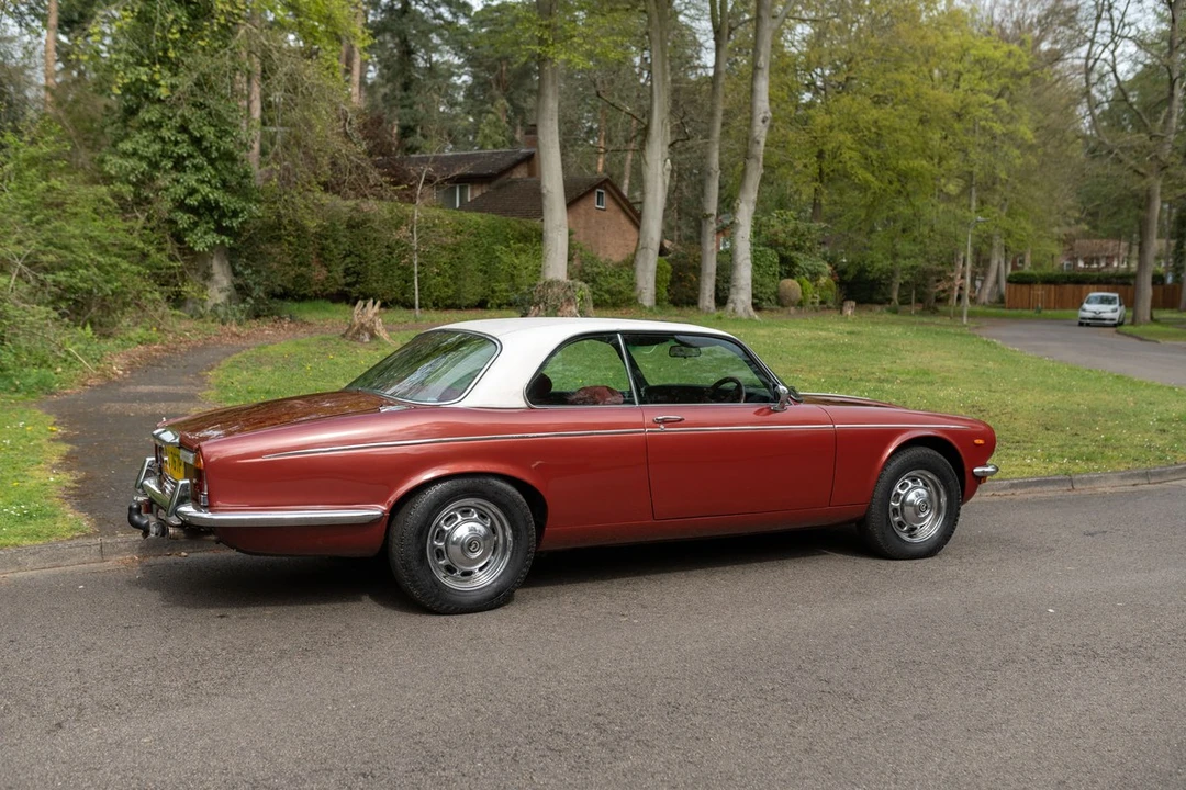 1975 Daimler - Image 11 of 30