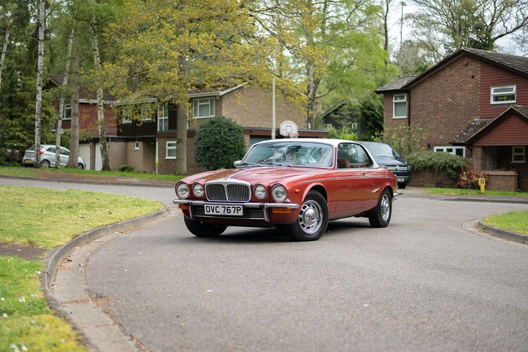 1975 Daimler - Image 3 of 30