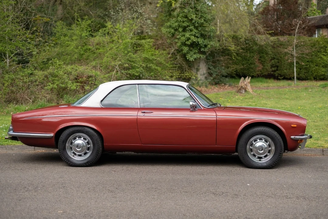 1975 Daimler - Image 15 of 30