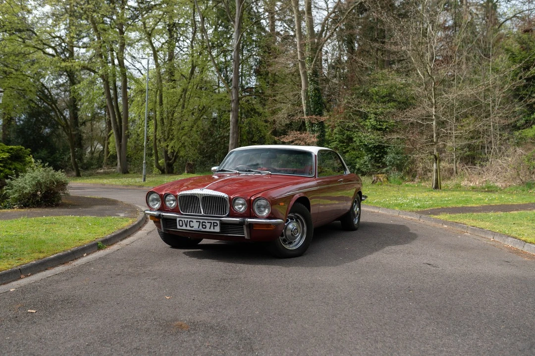 1975 Daimler - Image 12 of 30
