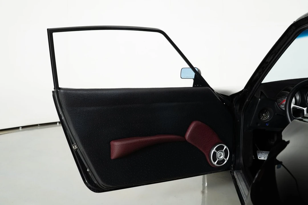 1975 Nissan Fairlady Z 1st Gen - Image 14 of 31