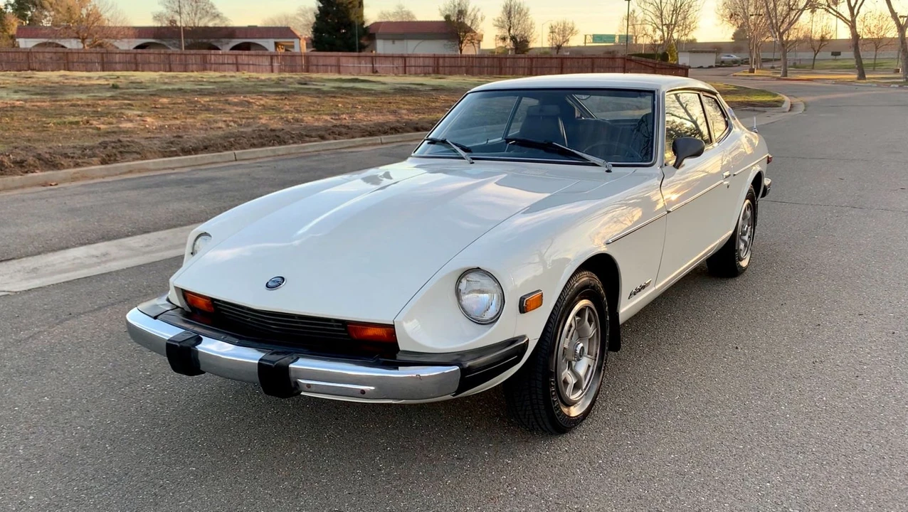 1975 Nissan Fairlady Z 1st Gen - Image 2 of 31