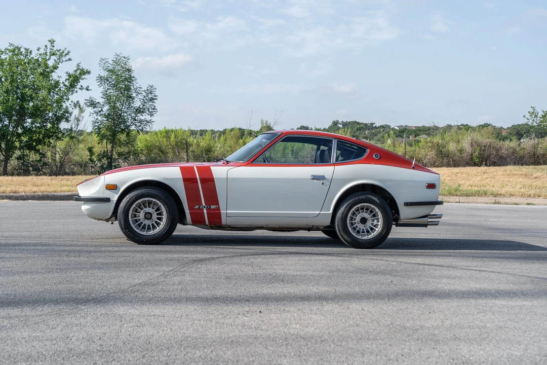 1975 Nissan Fairlady Z 1st Gen - Image 16 of 31