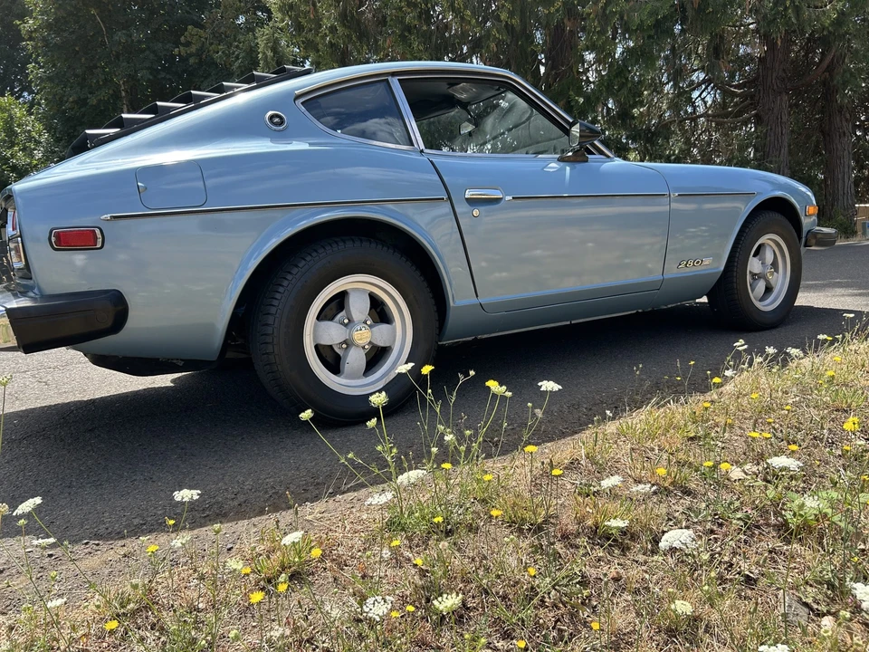 1975 Nissan Fairlady Z 1st Gen - Image 10 of 31