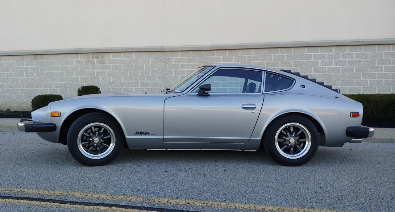 1975 Nissan Fairlady Z 1st Gen - Image 2 of 31
