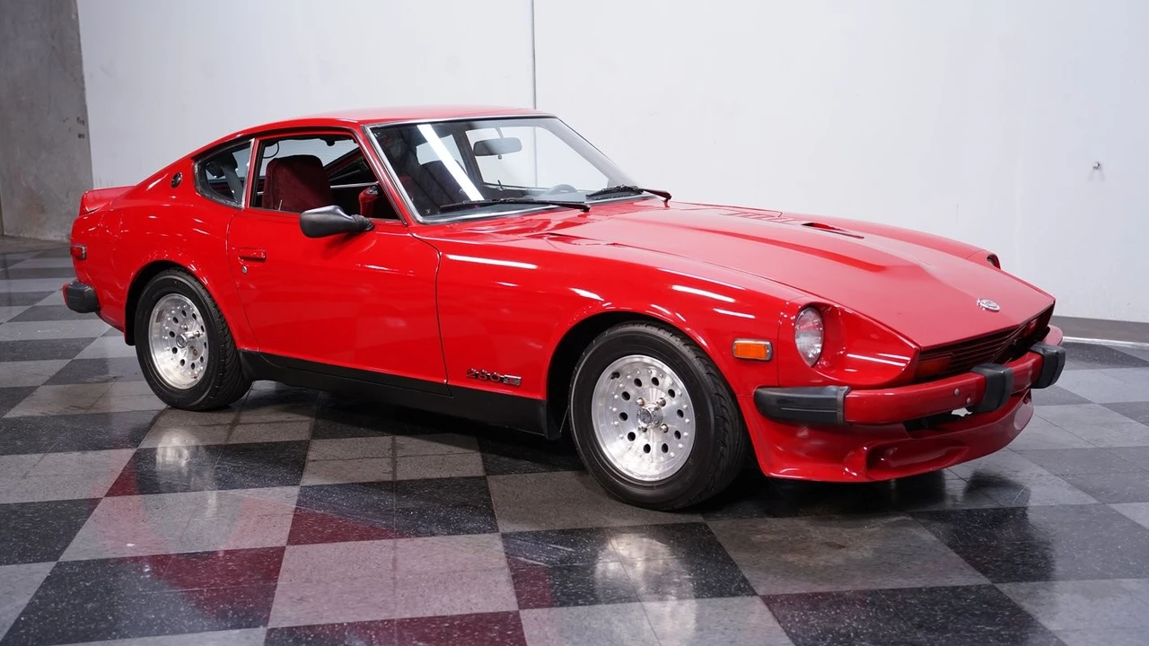 1975 Nissan Fairlady Z 1st Gen - Image 14 of 31