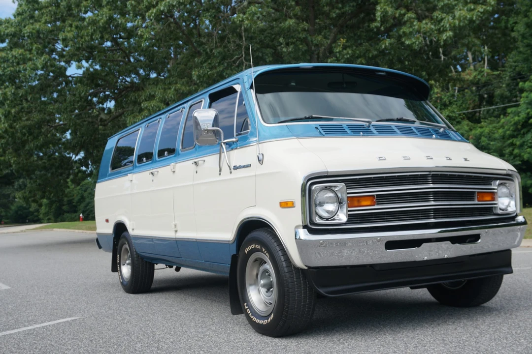1975 Dodge Ram Van - Image 4 of 31