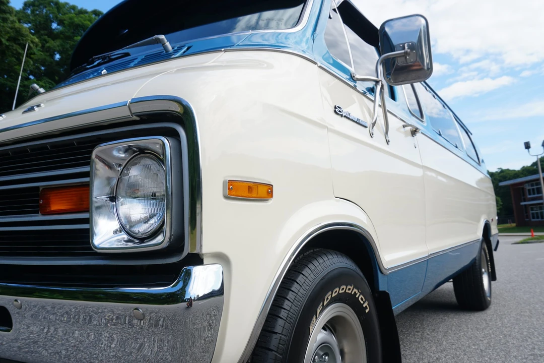 1975 Dodge Ram Van - Image 16 of 31