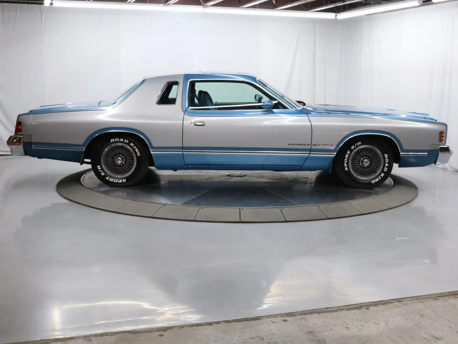1975 Dodge Charger 4th Gen - Image 8 of 31