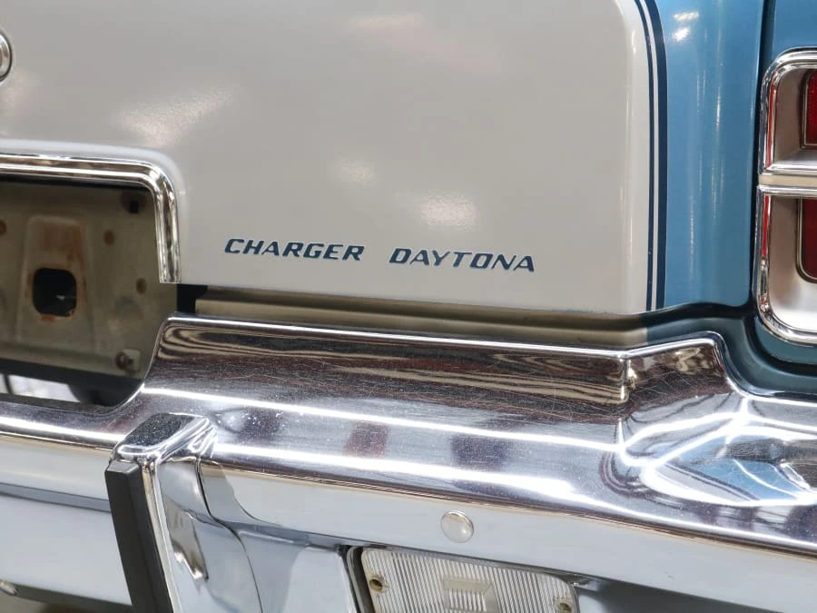 1975 Dodge Charger 4th Gen - Image 15 of 31
