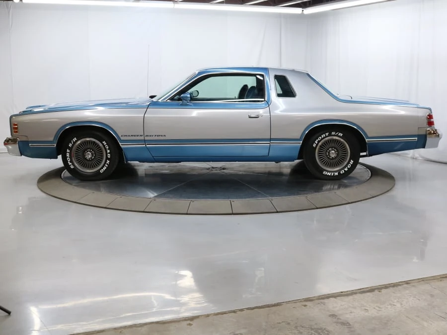 1975 Dodge Charger 4th Gen - Image 2 of 31