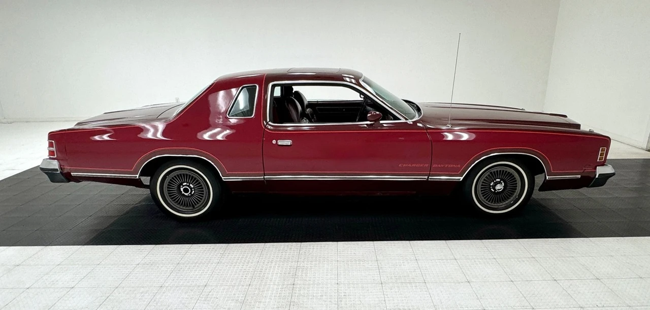 1975 Dodge Charger 3rd Gen - Image 6 of 12