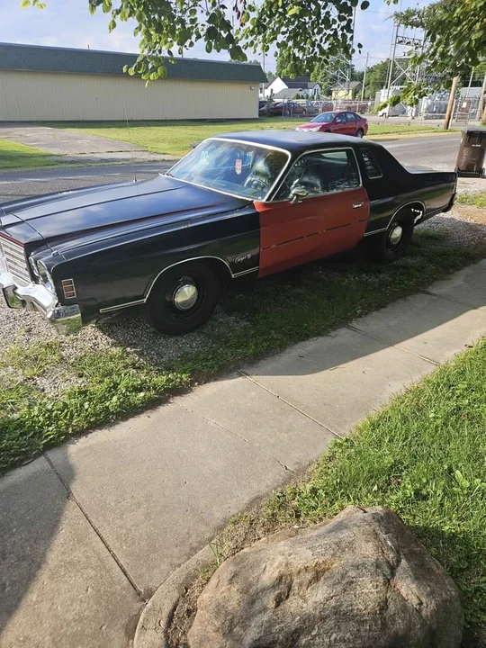 1975 Dodge Charger 4th Gen - Image 3 of 18