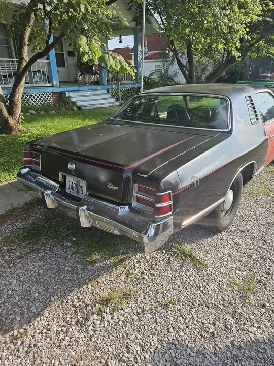 1975 Dodge Charger 4th Gen - Image 2 of 18