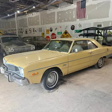 1975 Dodge Dart Swinger