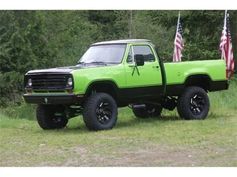 1975 Dodge Power Wagon