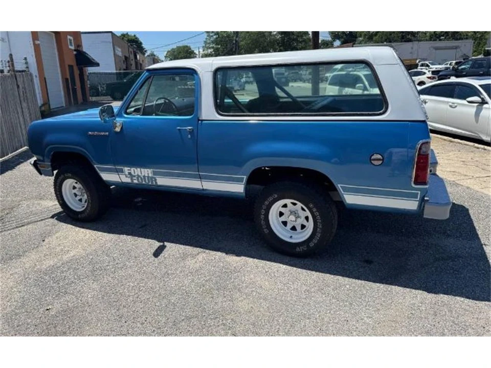 1975 Dodge Ramcharger - Image 3 of 25