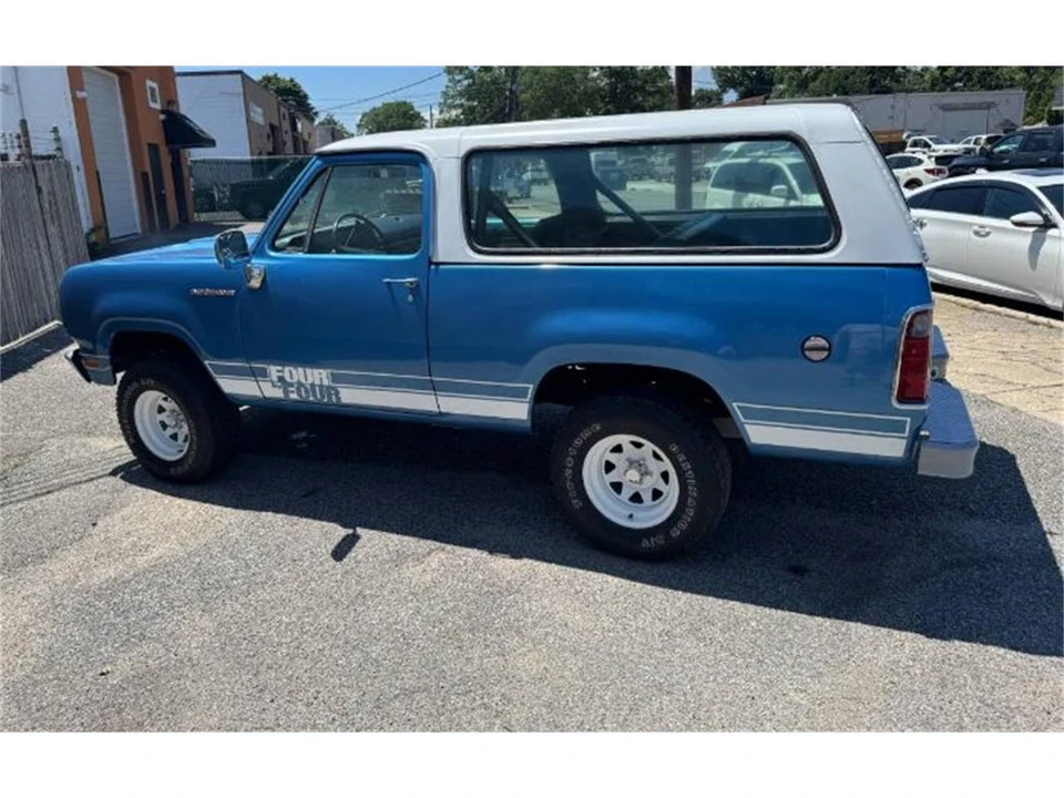 1975 Dodge Ramcharger - Image 4 of 25