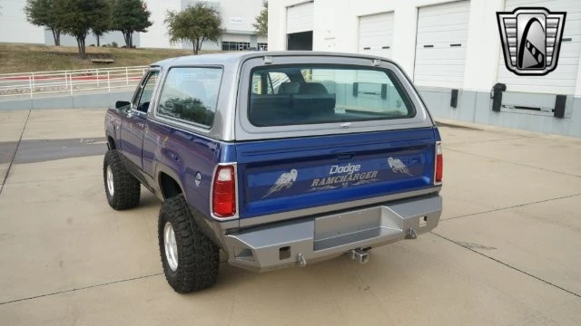 1975 Dodge Ramcharger - Image 10 of 12