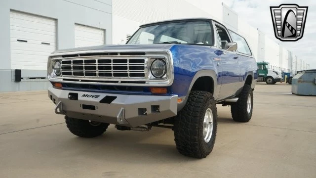 1975 Dodge Ramcharger - Image 4 of 12
