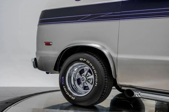 1975 Dodge Ram Van - Image 25 of 31