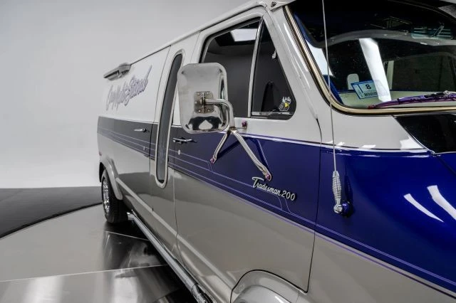1975 Dodge Ram Van - Image 20 of 31