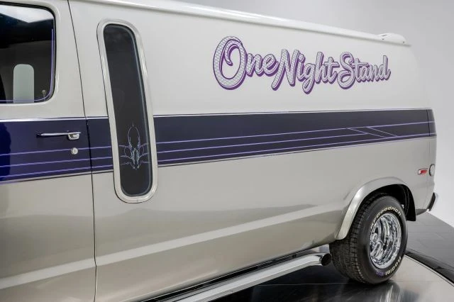 1975 Dodge Ram Van - Image 17 of 31