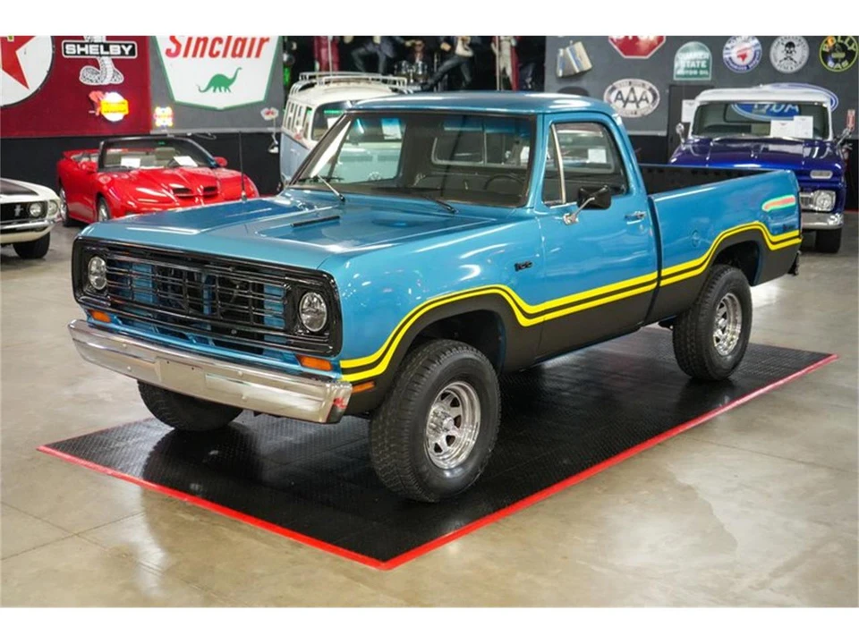 1975 Dodge Power Wagon - Image 10 of 31