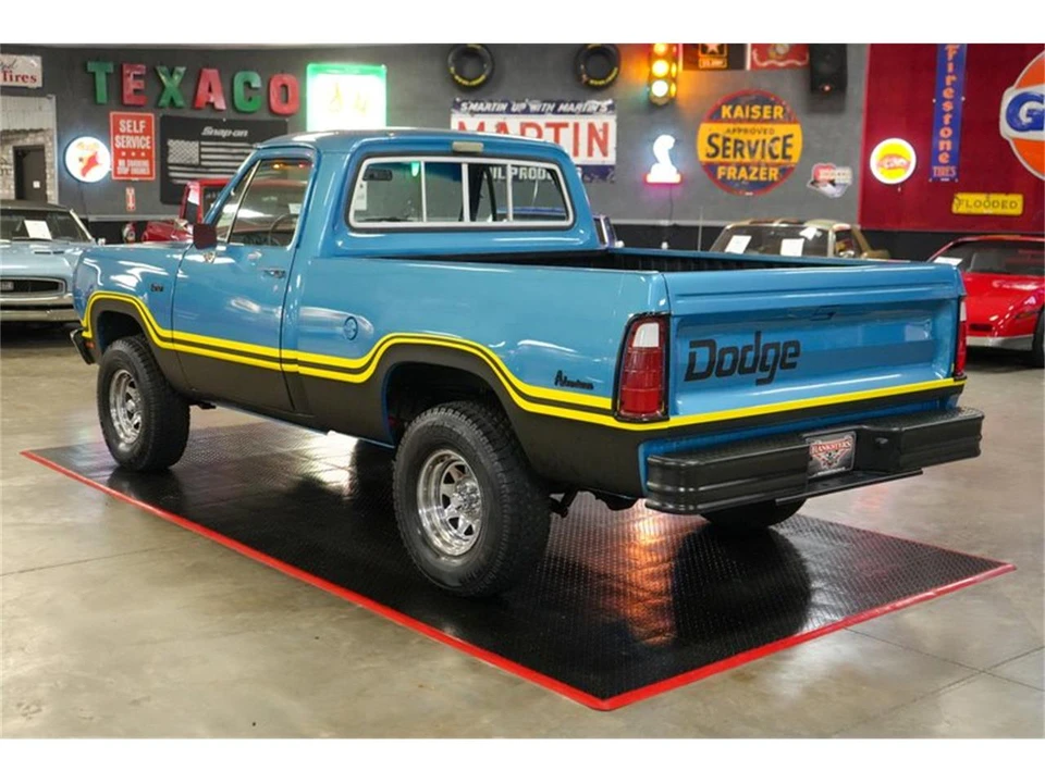 1975 Dodge Power Wagon - Image 4 of 31