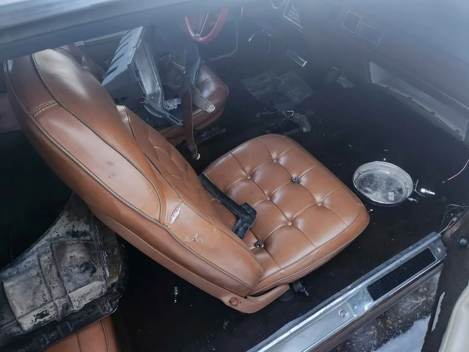 1975 Dodge Charger 4th Gen - Image 6 of 8
