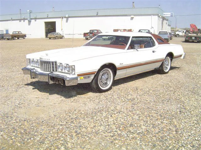 1975 Ford Thunderbird 6th Gen - Image 2 of 5