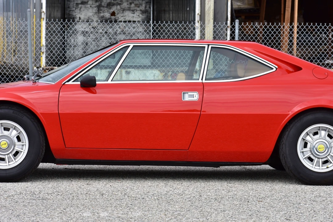 1975 Ferrari 308 GT4 - Image 25 of 31