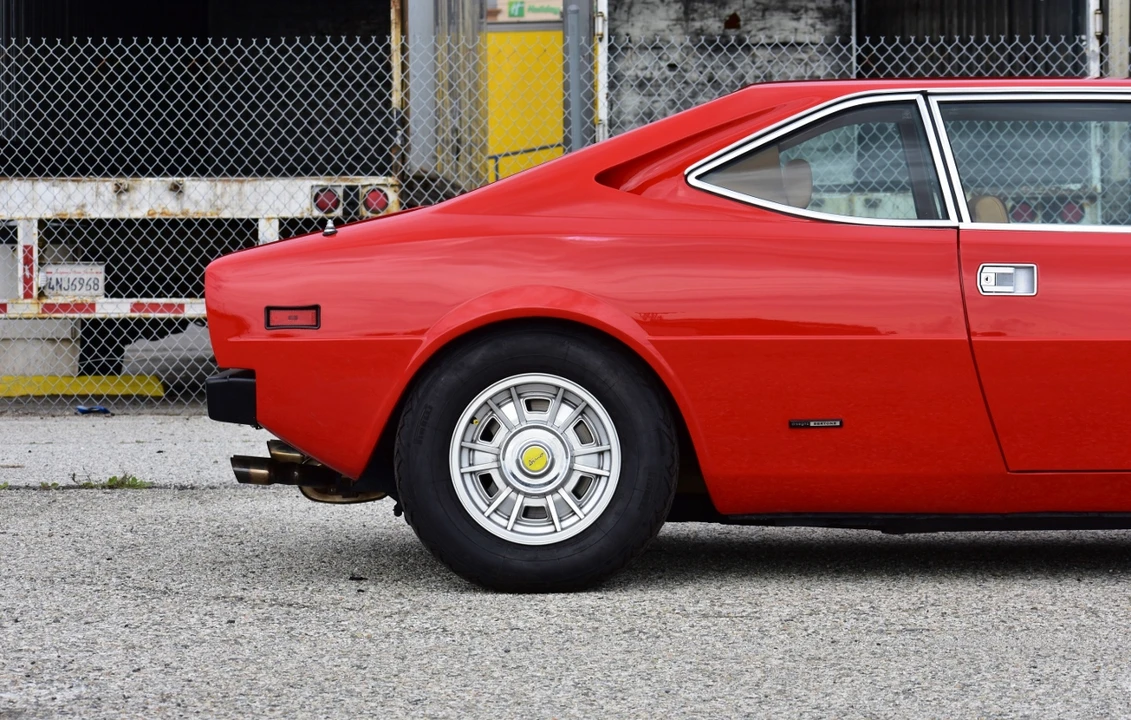 1975 Ferrari 308 GT4 - Image 27 of 31